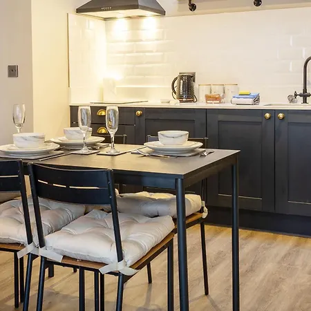 Le Mini Metro Ground Floor By I-stay Apartment