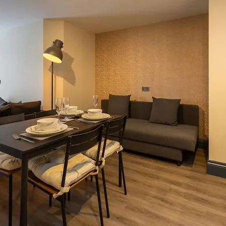 Le Mini Metro Ground Floor By I-stay דירה