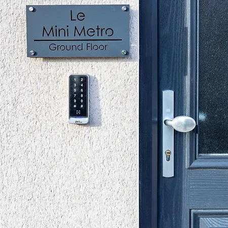 Le Mini Metro Ground Floor By I-stay *